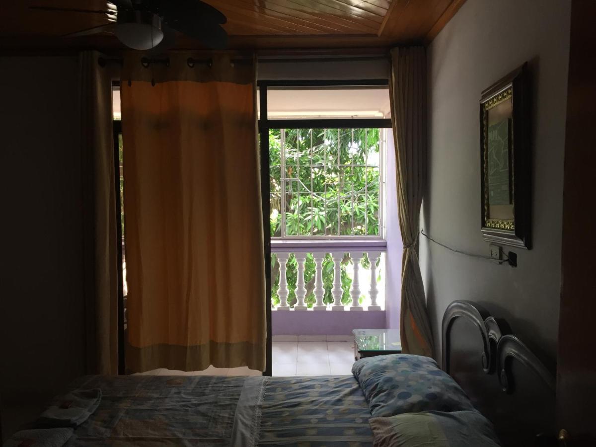 Casa Feliz Hostal Санта-Марта Экстерьер фото