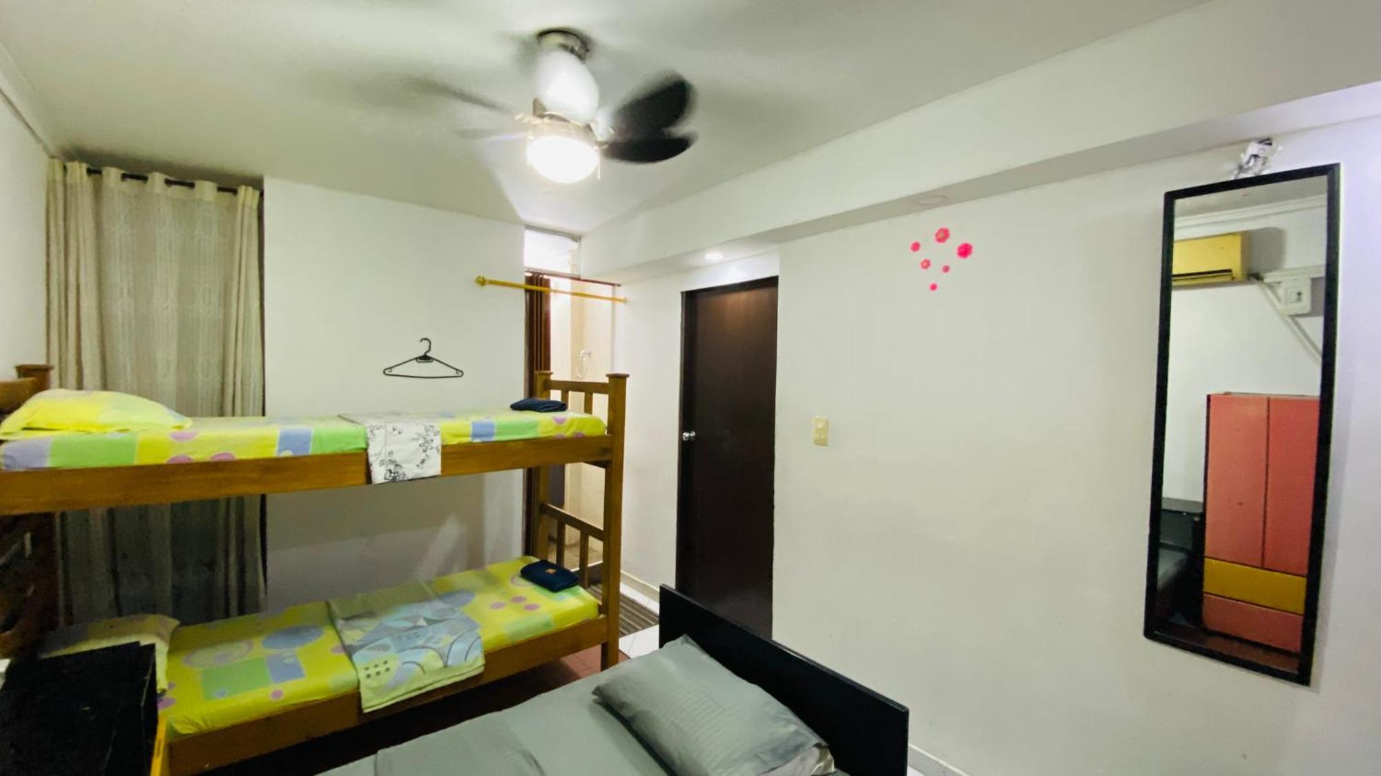 Casa Feliz Hostal Санта-Марта Экстерьер фото